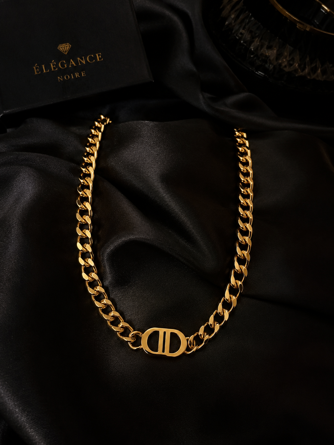 ✨ Collier Élégance intemporelle ✨